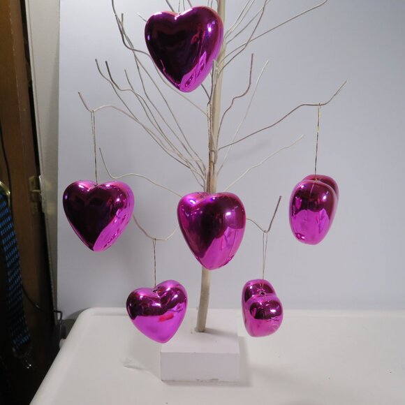Metallic Pink Heart (6) Valentine Ornaments - Picture 1 of 4